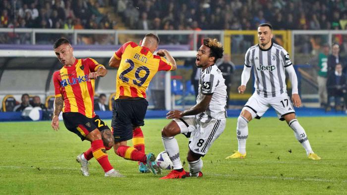 USMNT’s Weston McKennie is injured while playing for Juventus